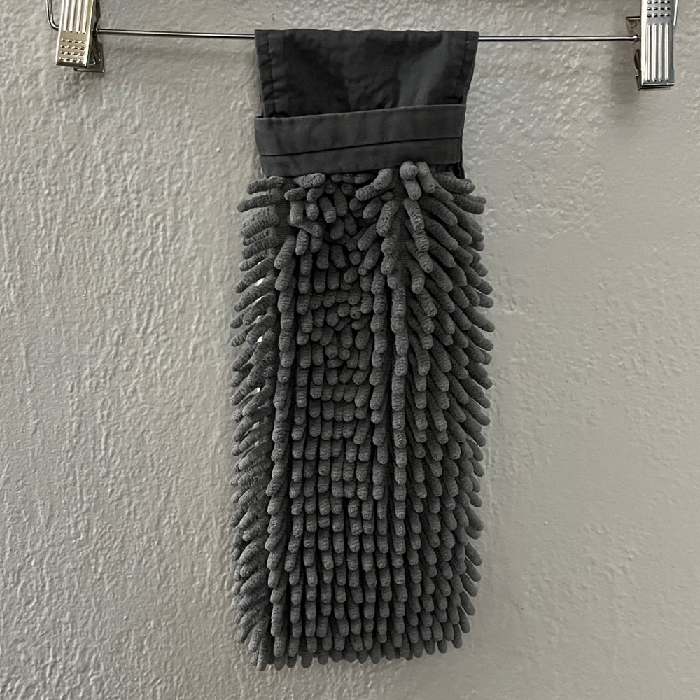 Norwex Chenille Hand Towel-graphite - Picture 2 of 4